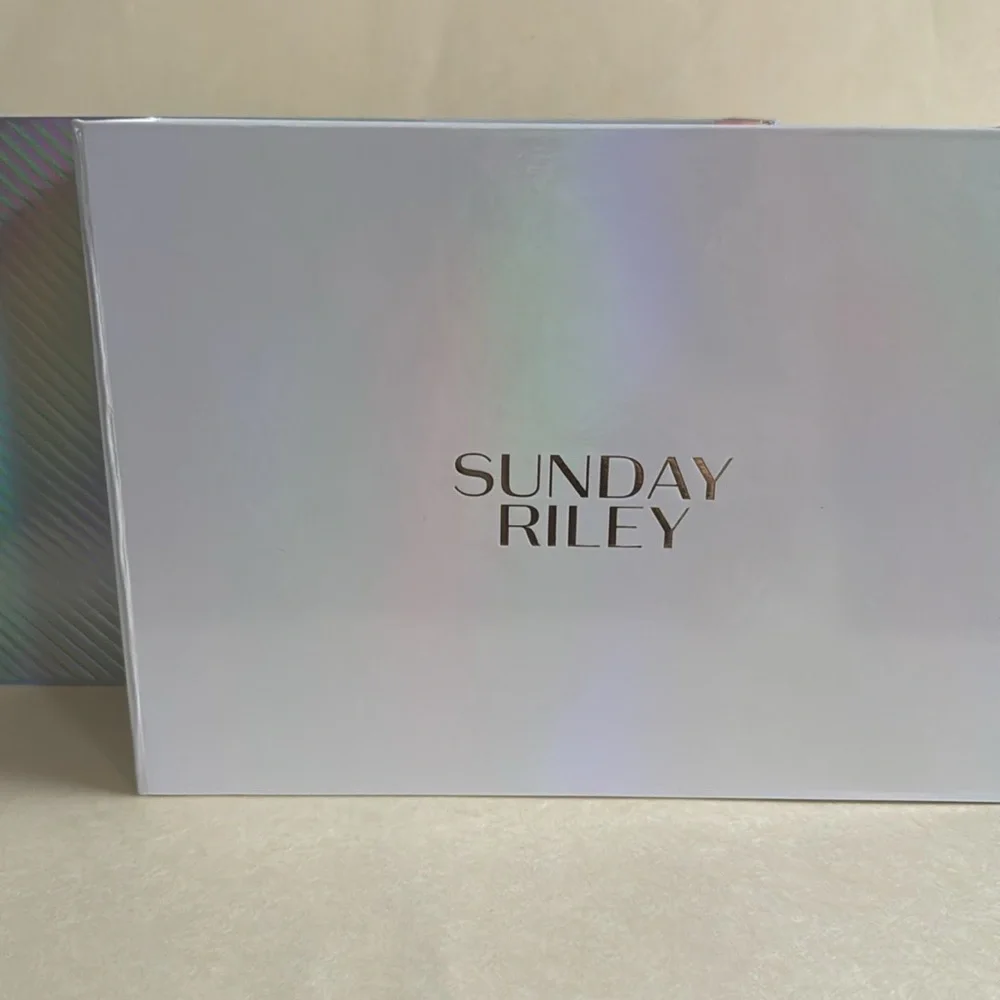 SUNDAY RILEY Starter Kit Vol. 1 $80 Value NIB - Picture 2 of 5